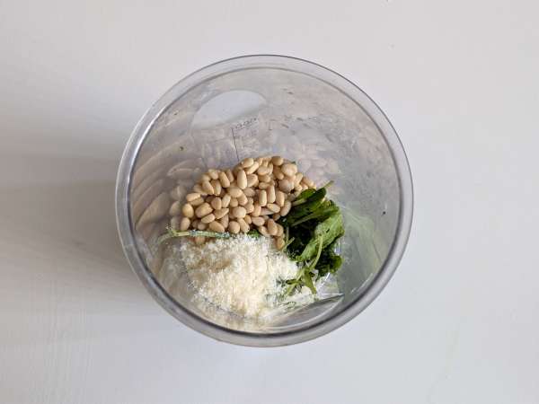 Svěží a krémové rukolové pesto za 5 minut - Příprava krok 1