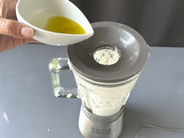 Andaluská polévka Ajoblanco: studená polévka, na kterou máte v létě vždycky chuť - Příprava krok 5