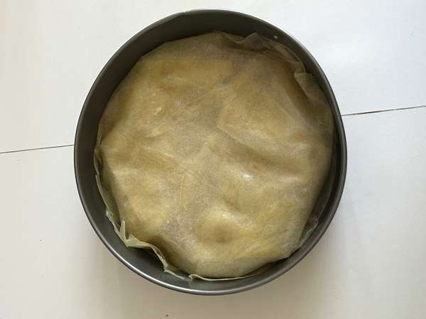 Tradiční marocké pečivo s cihlovým těstem, kuřecím masem a kořením - Příprava krok 14