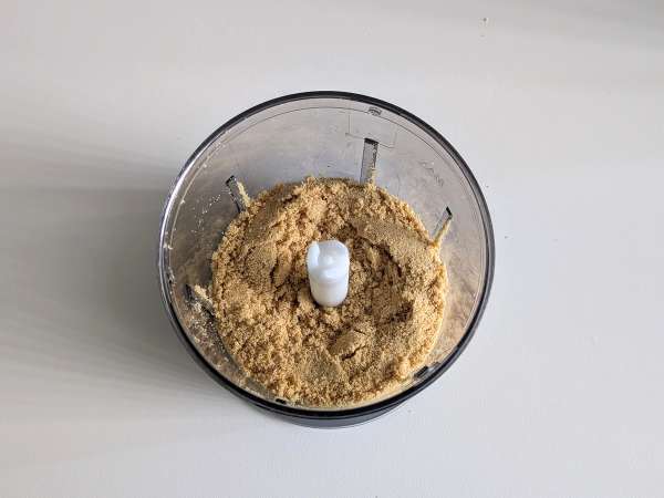 Slaný tvarohový koláč s bazalkou a cherry rajčátky: chutný nápad na rauty a aperitivy - Příprava krok 1