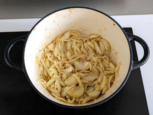 Senegalské kuře yassa: snadný a chutný tradiční recept - Příprava krok 6