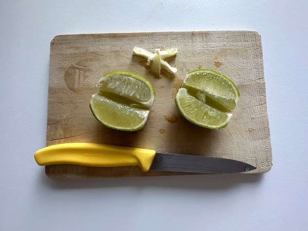 Citronová Caipirinha: brazilský nápoj, který snadno připravíte bez šejkru - Příprava krok 1
