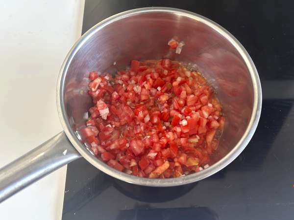 Huevos rancheros: kultovní a chutný mexický recept - Příprava krok 3