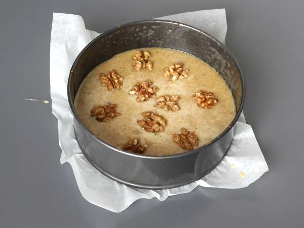 Superjednoduchý ořechový koláč z pouhých 4 ingrediencí - Příprava krok 5