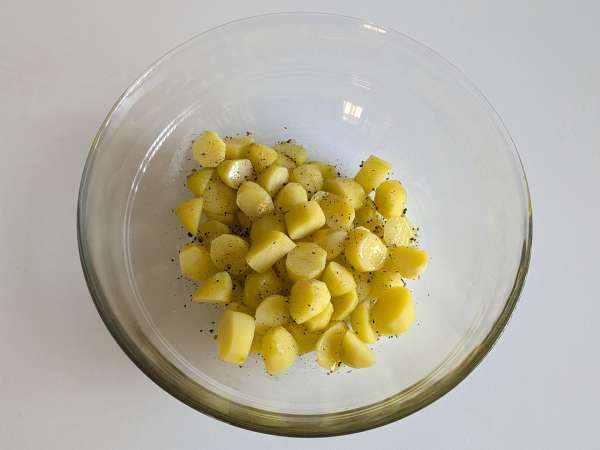 Krémové zapečené brambory cacio e pepe: snadná příloha, ze které se všichni zblázní! - Příprava krok 4