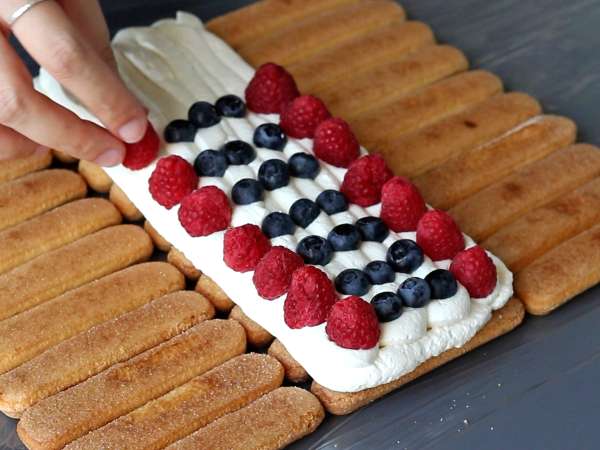 K výrobě tohoto červeného ovocného špalku nepotřebujete formu! - Příprava krok 5