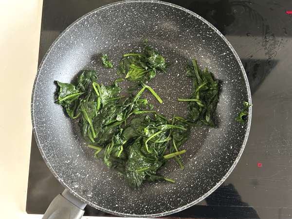 Špenátové a houbové placky - Příprava krok 7