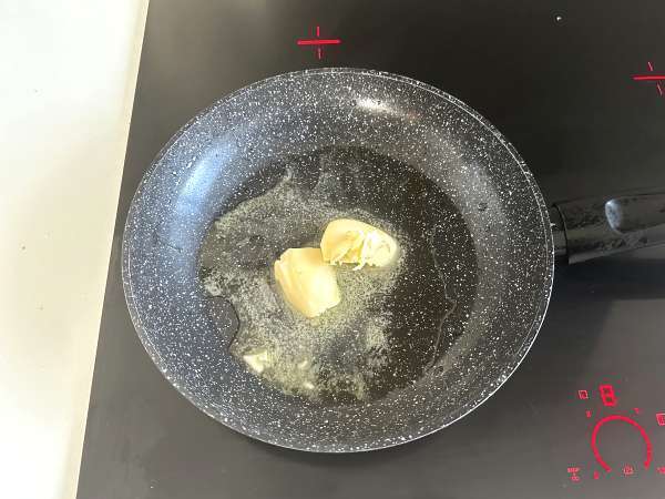 Cibulový konfit: jednoduchý, elegantní a dokonalý k masu a sýru - Příprava krok 2