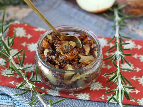 Cibulový konfit: jednoduchý, elegantní a dokonalý k masu a sýru - Příprava krok 6