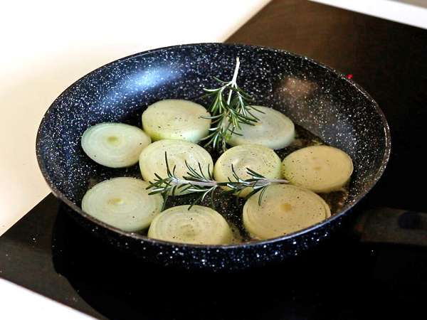 Cibulové tartaletky tatin - Příprava krok 2