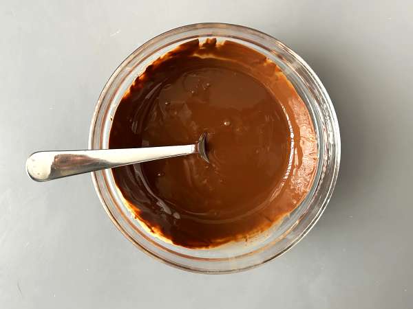 Čokoládová tyčinka s pistáciemi a mandarinkami, ideální sladká pochoutka na zimu! - Příprava krok 4