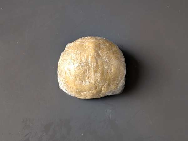 Koláč s jahodovým džemem: klasický recept na křehké pečivo (také srdce) - Příprava krok 3