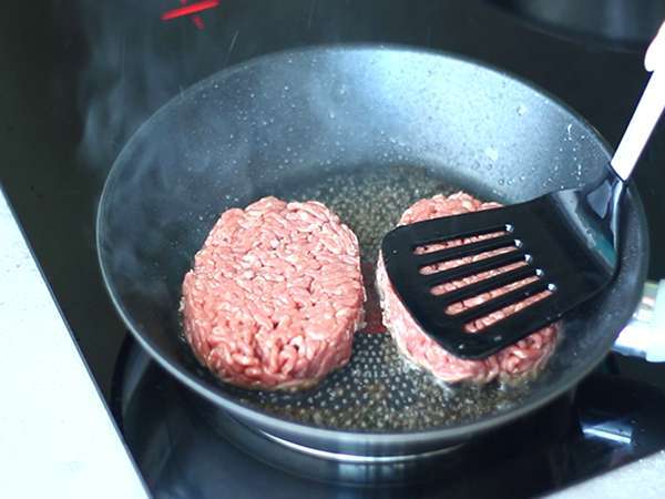 Cheeseburger, slavný hamburger, který všichni milují! - Příprava krok 2