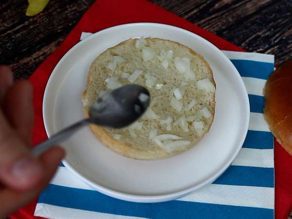 Cheeseburger, slavný hamburger, který všichni milují! - Příprava krok 3