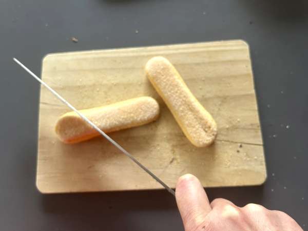 Srdíčka Soletilla s čokoládovou a pistáciovou polevou - Příprava krok 3