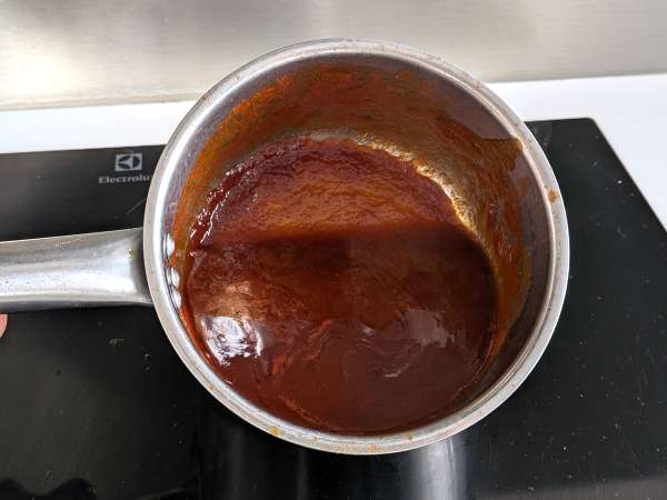 Masové kuličky ve fritéze se sladkokyselou barbecue omáčkou: snadný a chutný recept - Příprava krok 3