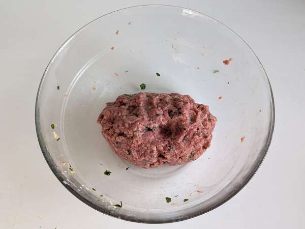 Masové kuličky ve fritéze se sladkokyselou barbecue omáčkou: snadný a chutný recept - Příprava krok 4