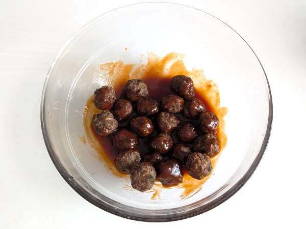 Masové kuličky ve fritéze se sladkokyselou barbecue omáčkou: snadný a chutný recept - Příprava krok 7
