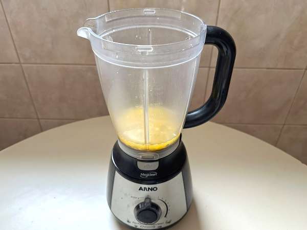 Caipirinha de maracujá batida: Krémovější a osvěžující verze brazilské klasiky. - Příprava krok 1