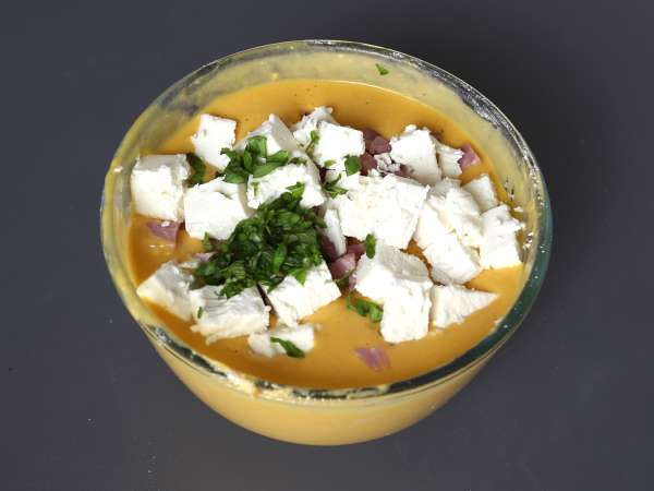 Pikantní šunka a feta brownies s dýní: perfektní recept na recyklační polévku! - Příprava krok 2