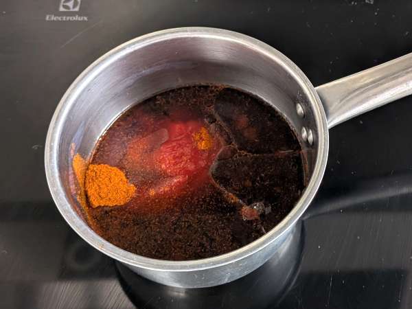 Domácí sladkokyselá omáčka ve stylu barbecue: snadný recept, hotový během chvilky - Příprava krok 3