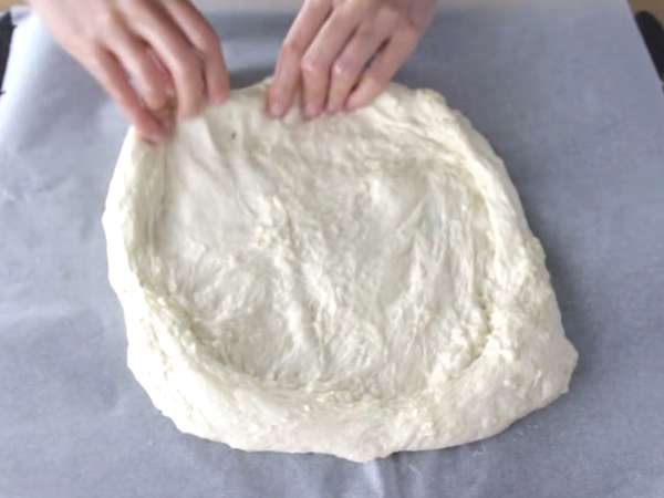 Vlhká pizza Margherita - Příprava krok 7