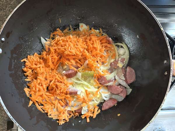 Zlatá feferonka s vejcem a mrkví - Příprava krok 2