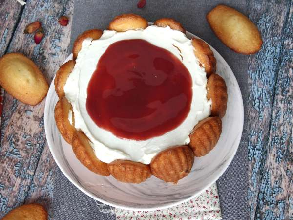 Charlotte s červeným ovocem a madeleines - Příprava krok 9