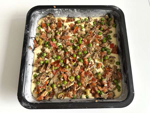 Sardinkový dort: jednoduchý, vlhký a chutný recept - Příprava krok 8