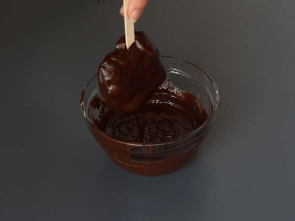 Skyr, malinová a čokoládová zmrzlina. Zdravá svačina pro slunečné dny! - Příprava krok 4