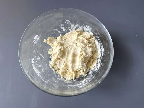 Jahodový koláč, americký jahodovo-krémový koláč, který nikdy nezklame. - Příprava krok 3