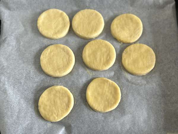 Jahodový koláč, americký jahodovo-krémový koláč, který nikdy nezklame. - Příprava krok 5