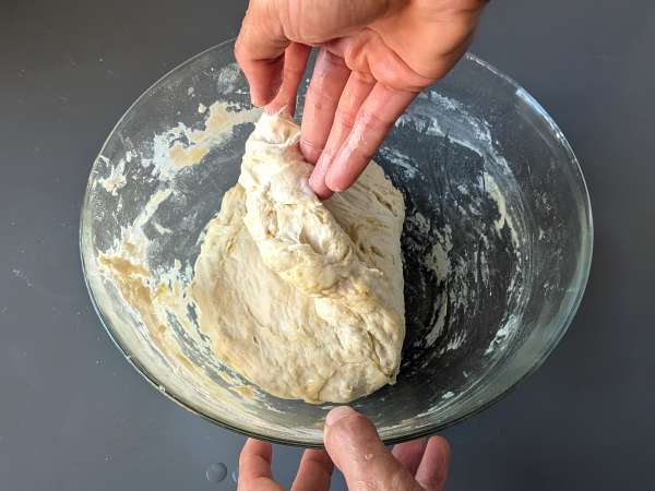 Vysoká a nadýchaná focaccia s cherry rajčátky, olivami a oreganem - Příprava krok 6
