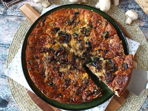 Quiche bez těsta s houbami, slaninou a sýrem cottage - Příprava krok 9