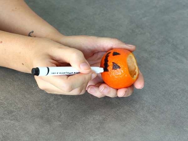 Halloweenské klementinky s čokoládovou pěnou - Příprava krok 4