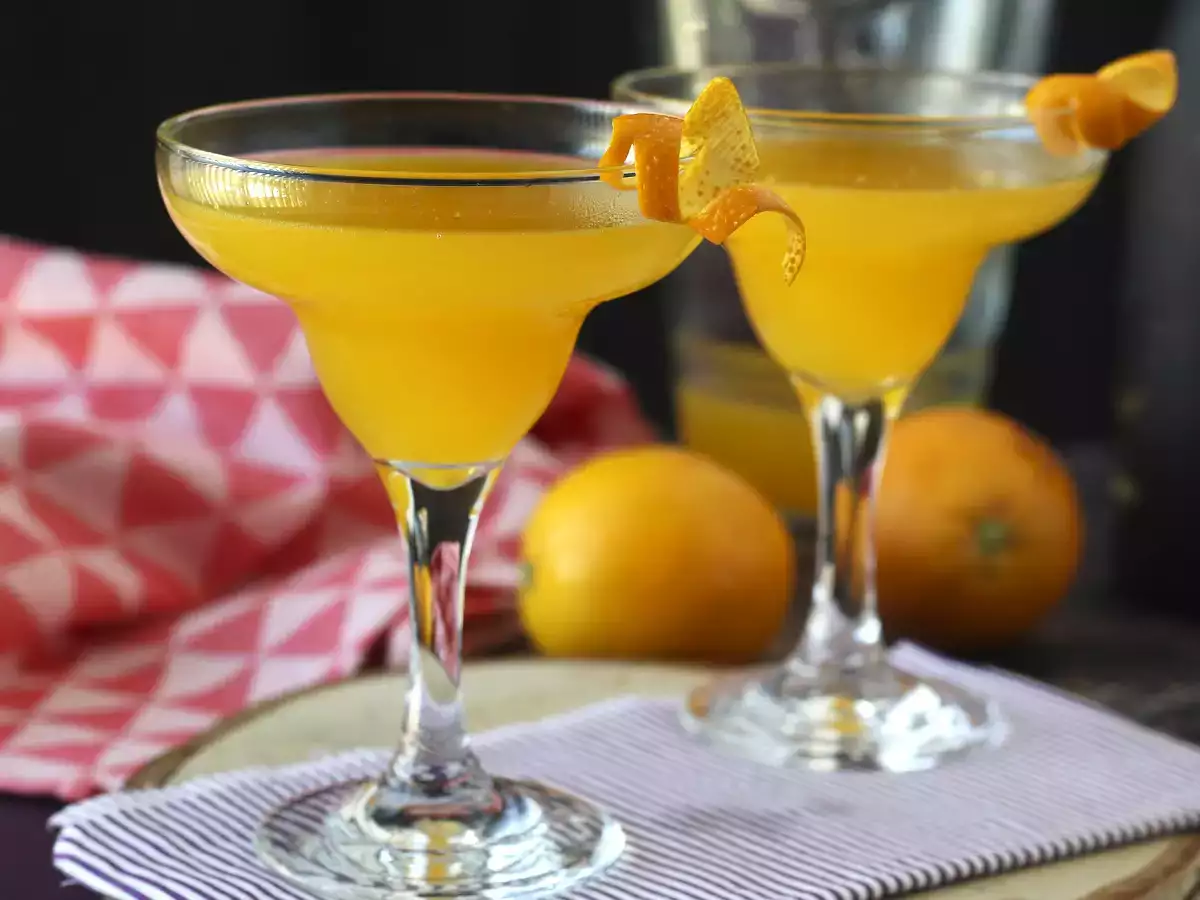 Agua de Valencia, středomořský koktejl s cava a pomeranči, který si můžete připravit doma. - foto 2
