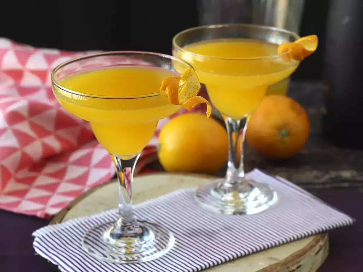 Agua de Valencia, středomořský koktejl s cava a pomeranči, který si můžete připravit doma. - foto 7