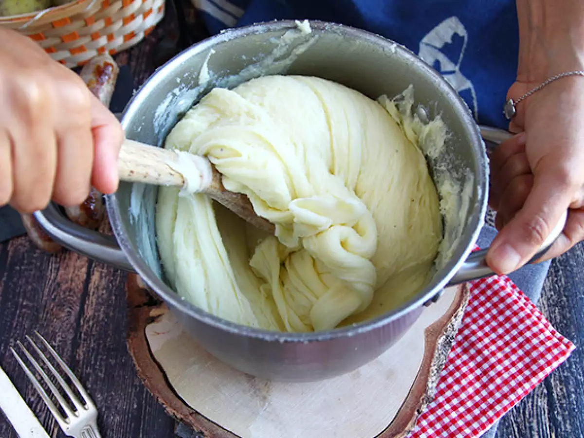 Aligot s toulouskými klobásami - foto 5