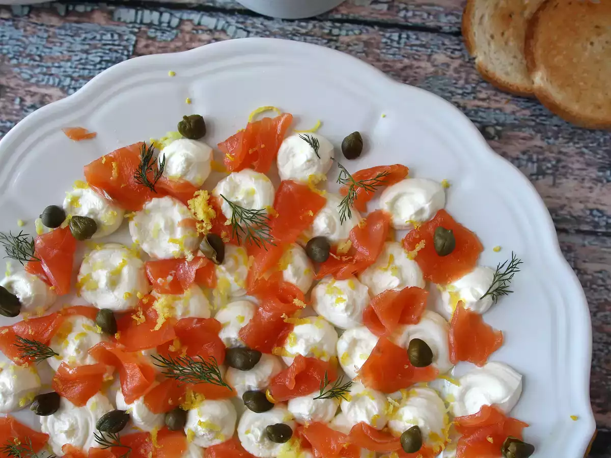 Aperitivní pomazánka z uzeného lososa - foto 5