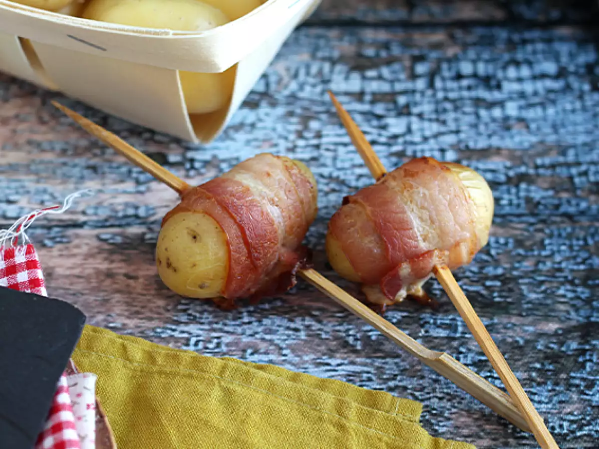 Aperitivní špízy z brambor a uzené slaniny - foto 2