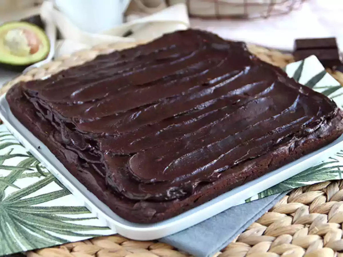 Avokádový a čokoládový brownie bez másla - bez laktózy