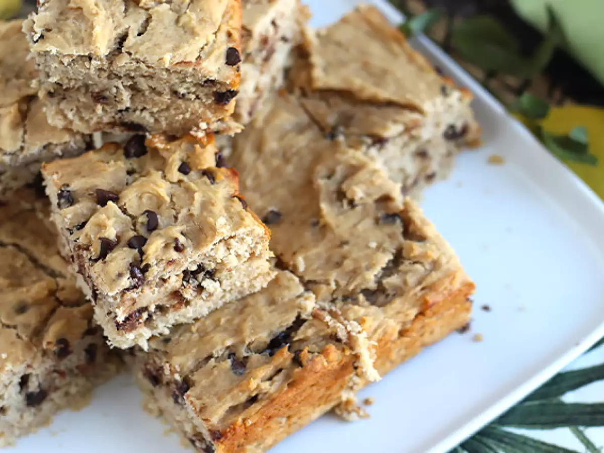 Banánový dort s čokoládovými kousky – veganský a bezlepkový - foto 5