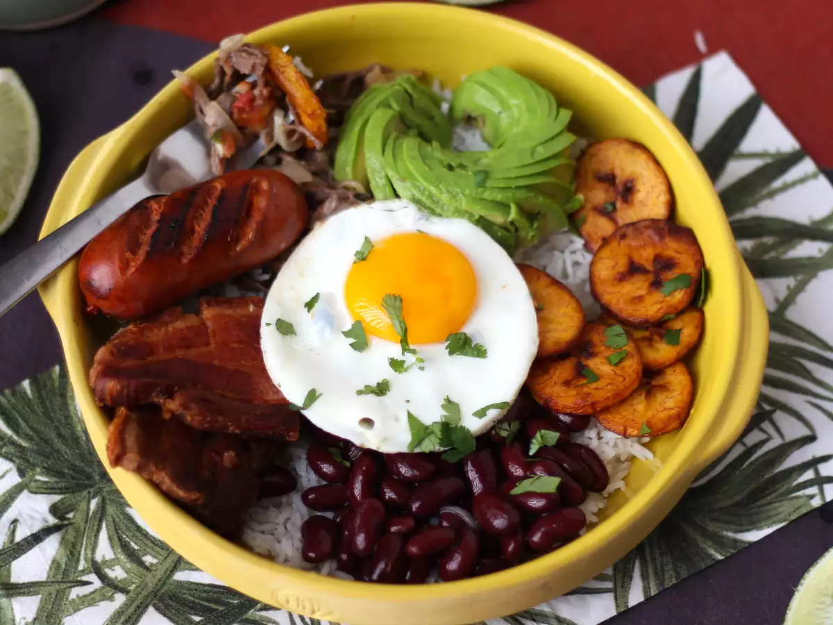 Bandeja Paisa, kolumbijské jídlo plné chutí a tradice - foto 6