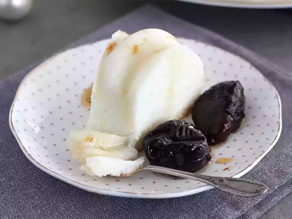 Blanc manger kokosové a švestkové coulis - foto 3