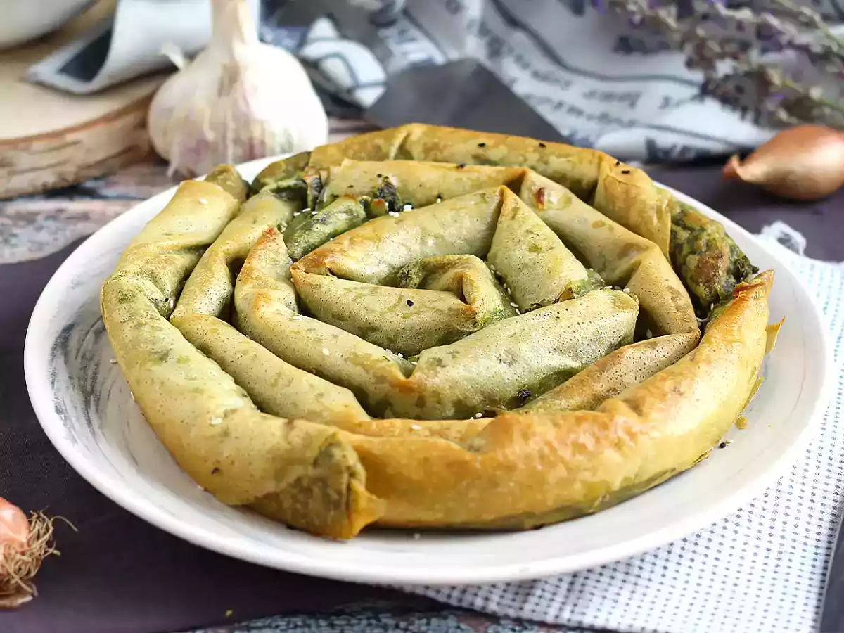 Borek, turecký koláč se špenátem a sýrem
