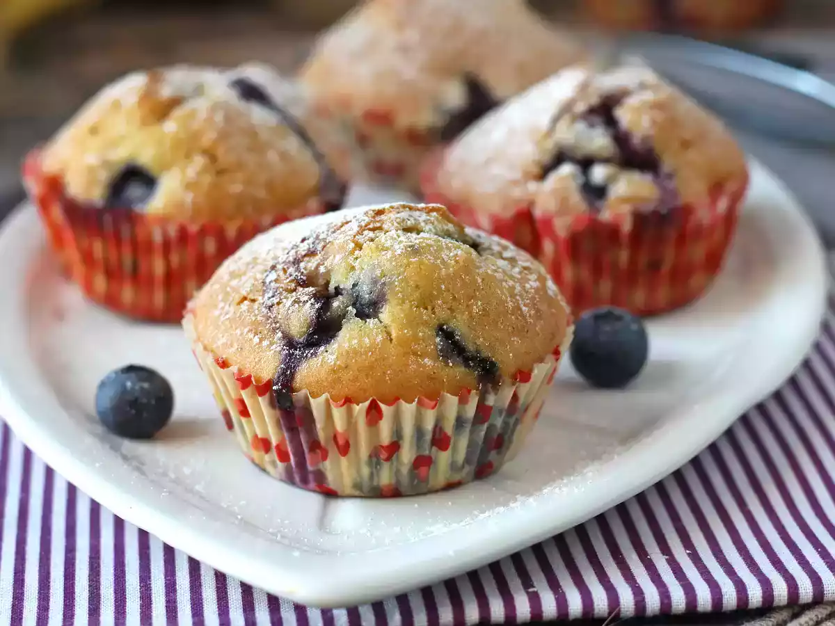 Borůvkové muffiny, mini verze pyrenejského koláče! - foto 5