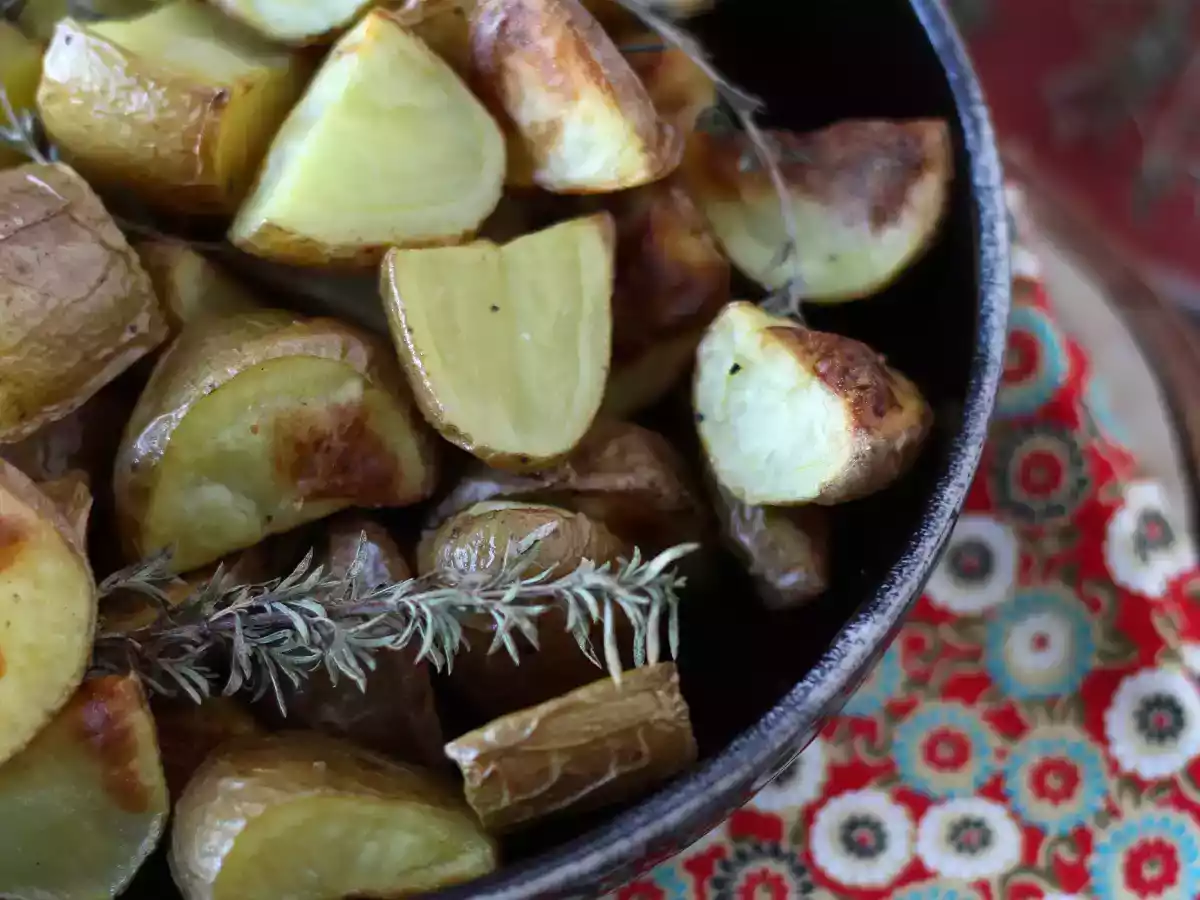 Brambory pečené v troubě, klasický a snadný recept - foto 8