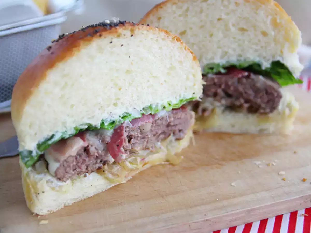 Burger s raclette sýrem - foto 2