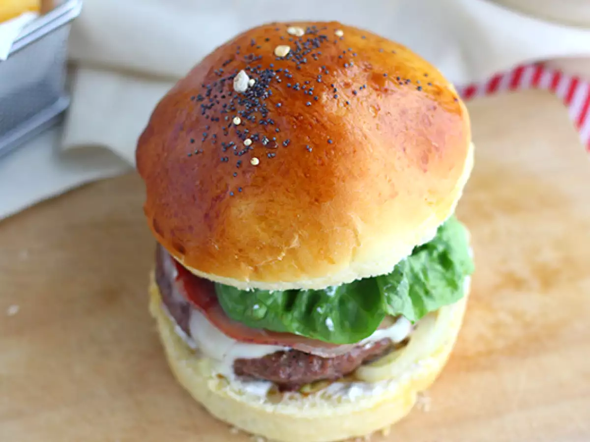 Burger s raclette sýrem - foto 3