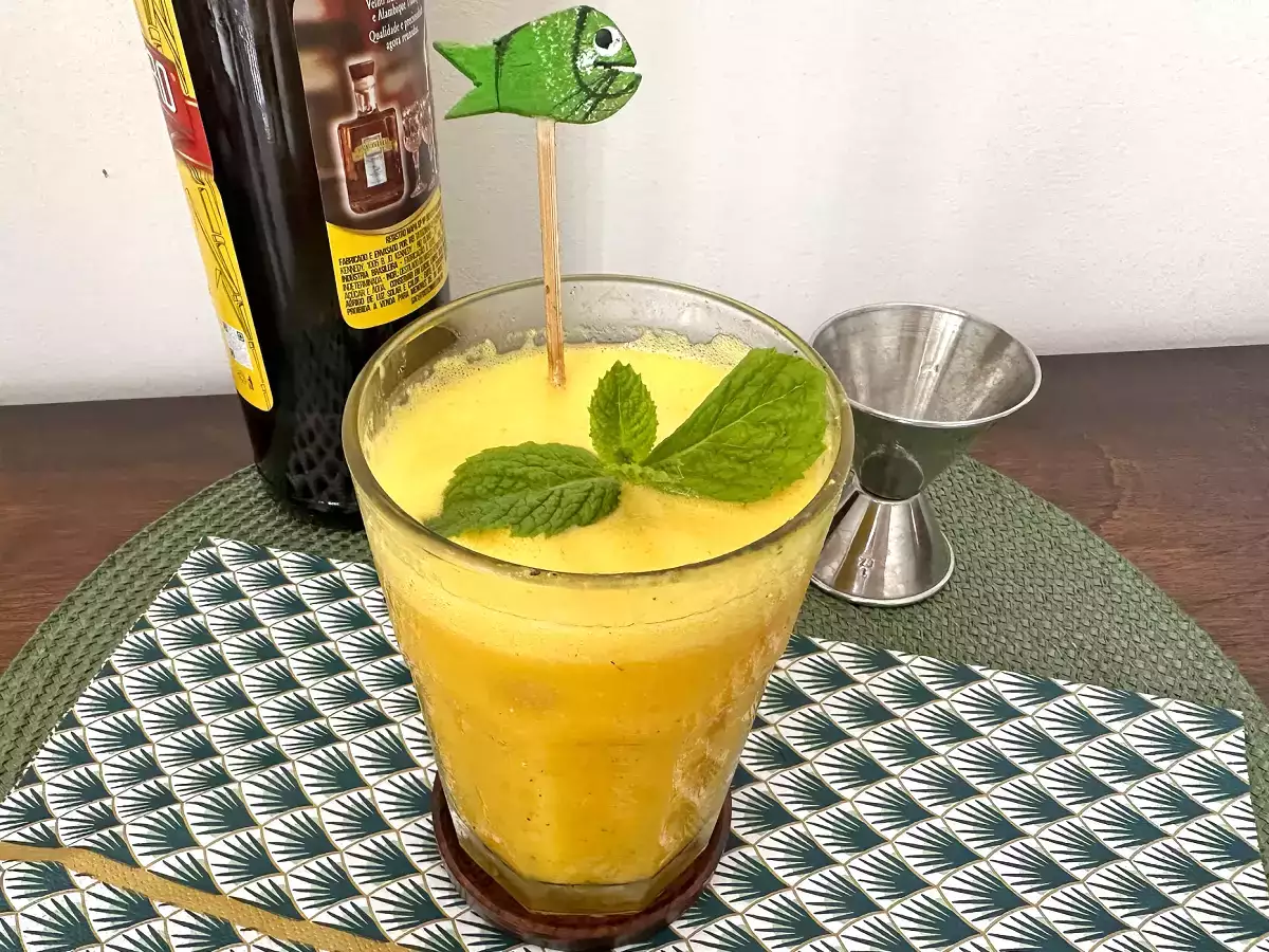 Caipirinha de maracujá batida: Krémovější a osvěžující verze brazilské klasiky. - foto 5